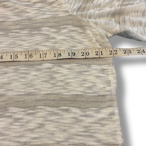 Chicos Zenergy Top NWT Size 2 (L) White Truffle Blaine Stripe Burnout 3/4 Sleeve - Picture 6 of 7